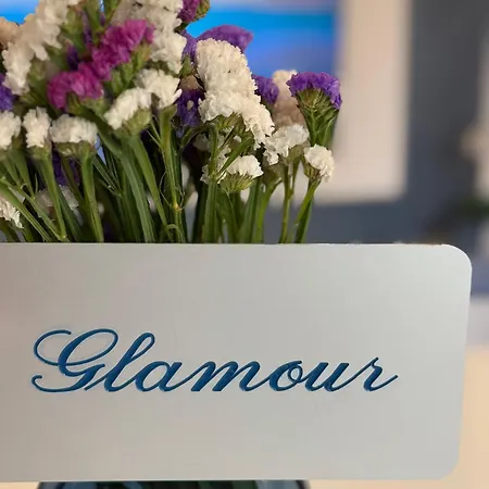 Glamour Apartment